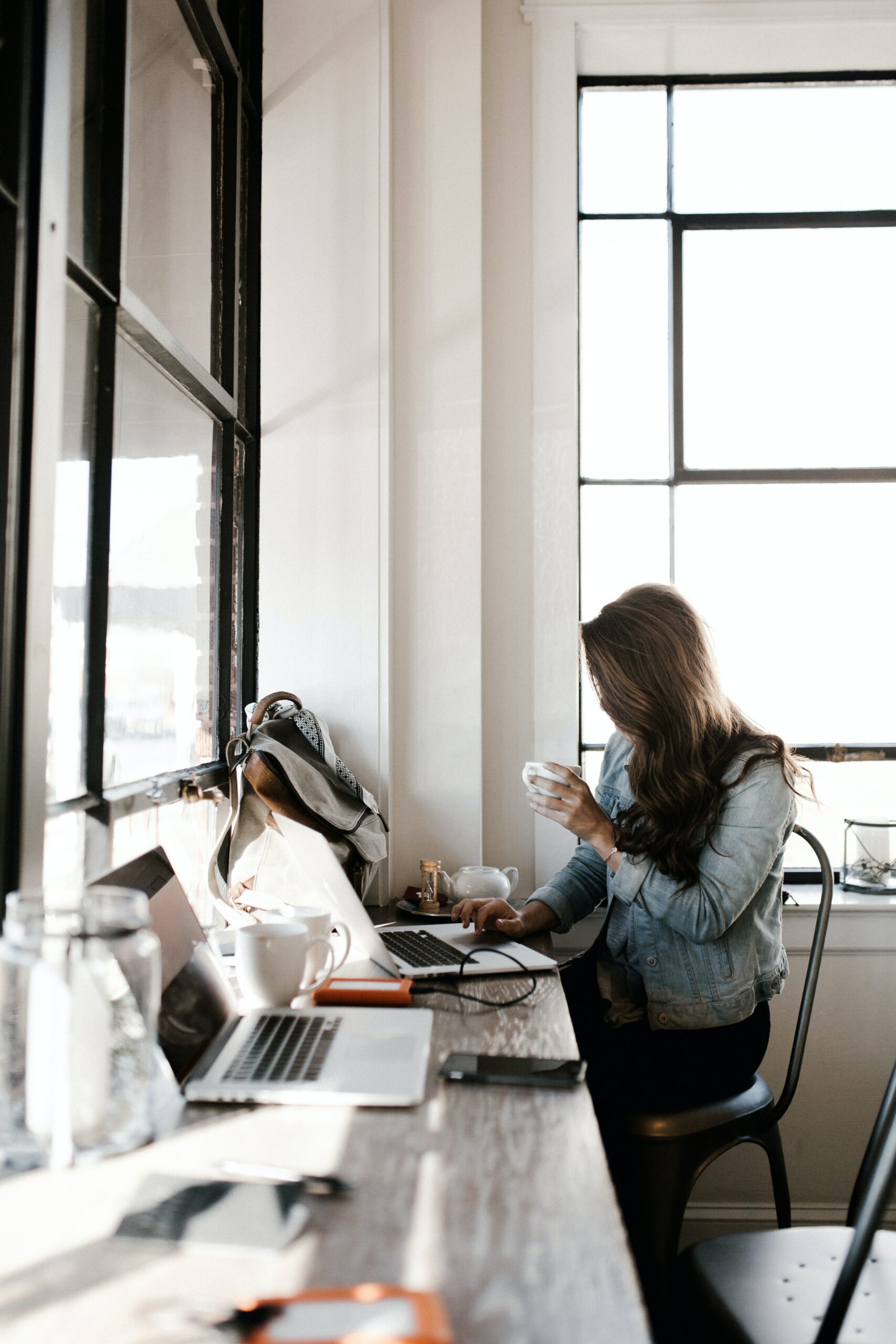 Lire la suite à propos de l’article Le café de la Maison des Réfugiés ouvre ses portes